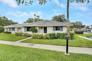 828 Club Drive, Palm Beach Gardens, FL 33418