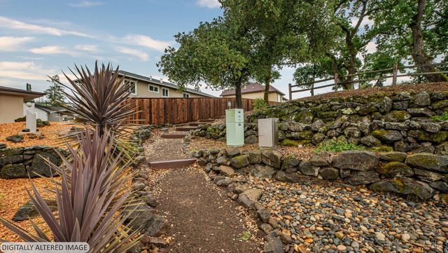 3720 Deauville Pl, Santa Rosa, CA 95403