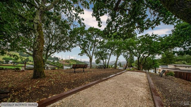 3720 Deauville Pl, Santa Rosa, CA 95403