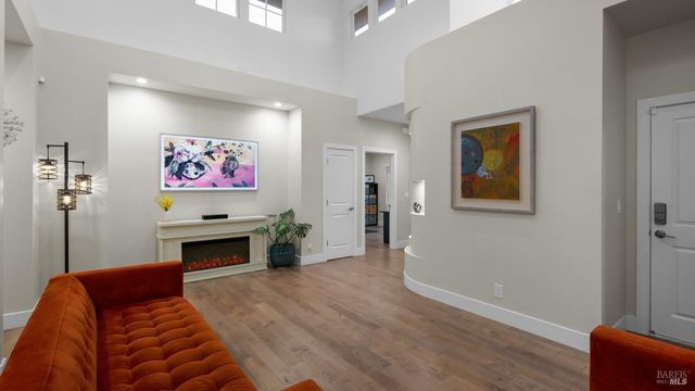 3720 Deauville Pl, Santa Rosa, CA 95403