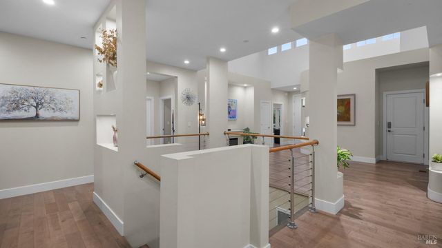 3720 Deauville Pl, Santa Rosa, CA 95403