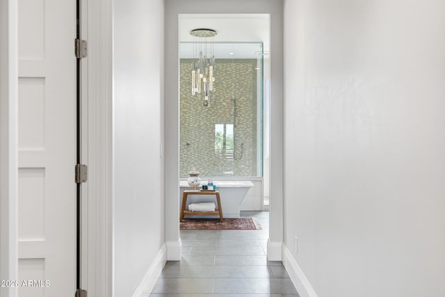 6180 N LAS BRISAS Drive, Paradise Valley, AZ 85253