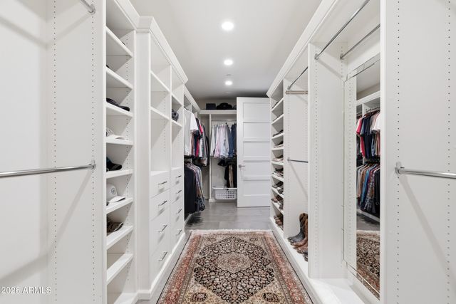 6180 N LAS BRISAS Drive, Paradise Valley, AZ 85253