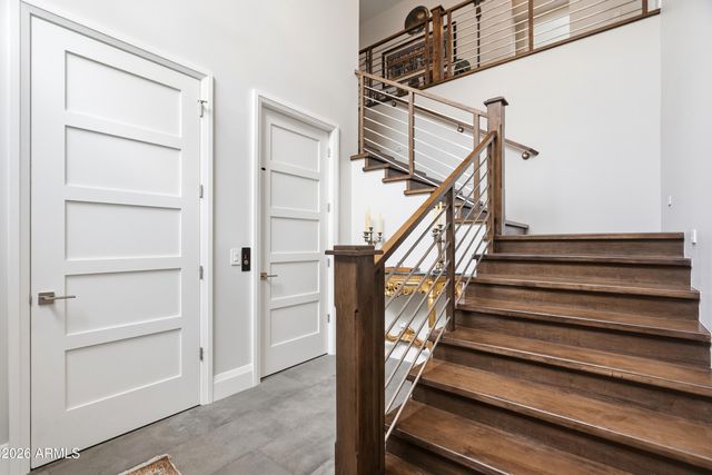 6180 N LAS BRISAS Drive, Paradise Valley, AZ 85253