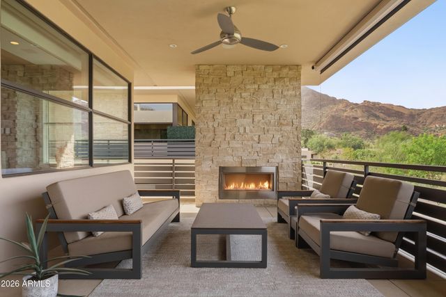 6180 N LAS BRISAS Drive, Paradise Valley, AZ 85253