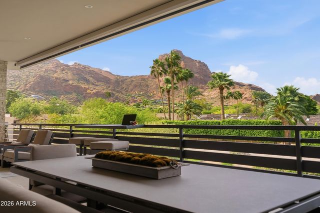 6180 N LAS BRISAS Drive, Paradise Valley, AZ 85253