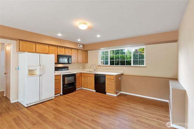 12513 204th Avenue Ct E, Bonney Lake, WA 98391