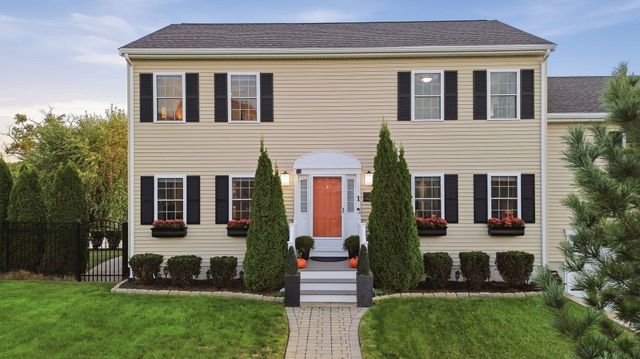 1 Tsitsinos Dr, Peabody, MA 01960