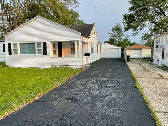 313 Grand Boulevard, Loves Park, IL 61111