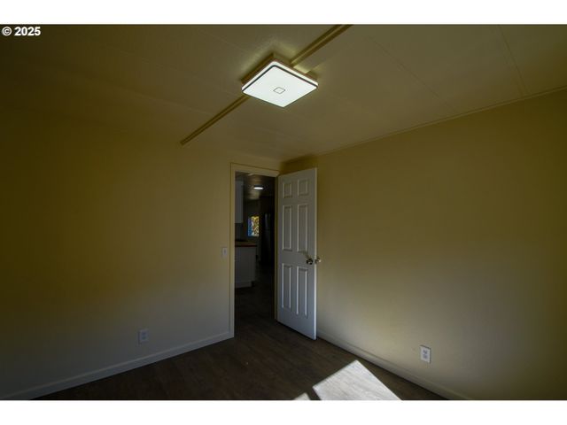 2193 CANYONVILLE RIDDLE Rd, Riddle, OR 97469