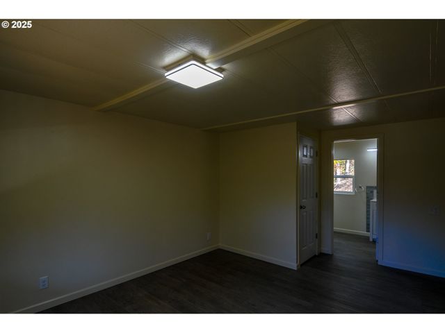 2193 CANYONVILLE RIDDLE Rd, Riddle, OR 97469