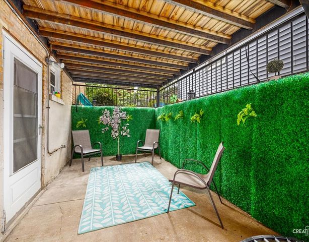 3335 W BYRON Street G, Chicago, IL 60618