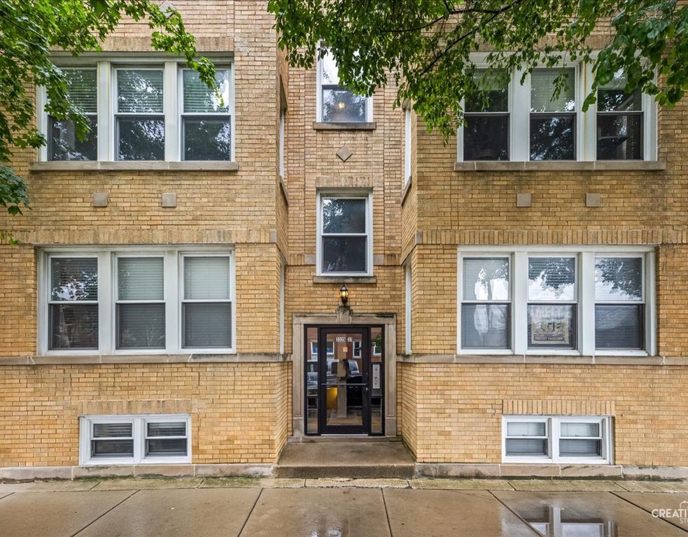 3335 W BYRON Street G, Chicago, IL 60618