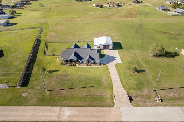 756 Angus Trail, Angleton, TX 77515