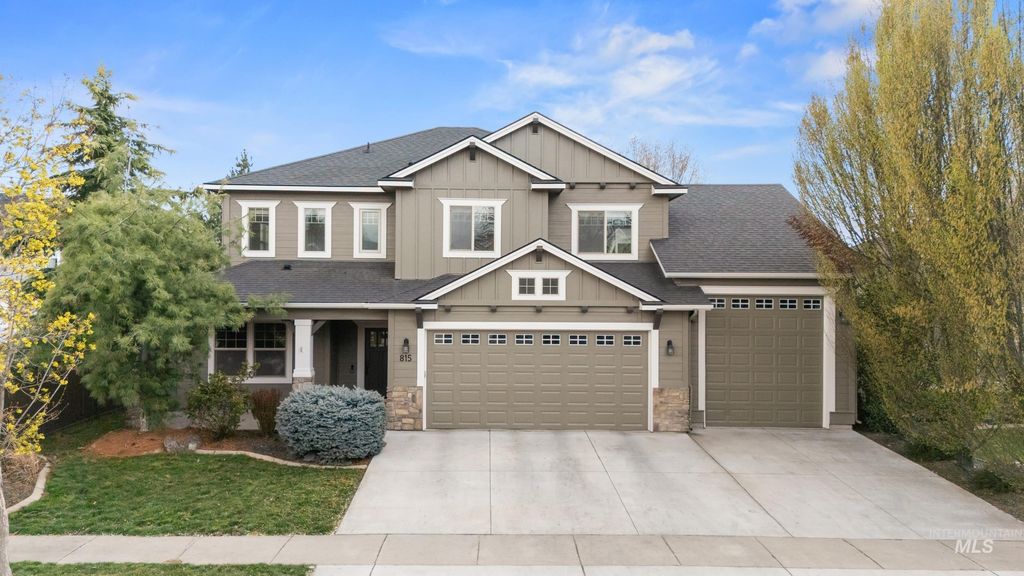 815 W Arnaz, Meridian, ID 83646