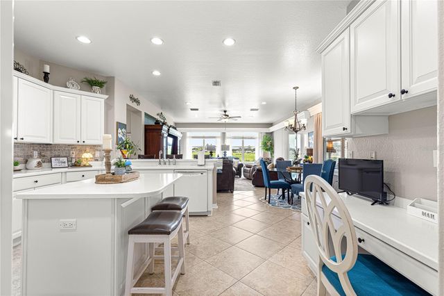 9543 SE 137TH STREET ROAD, Summerfield, FL 34491