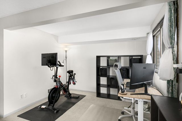 6904 Ives Lane N, Maple Grove, MN 55369