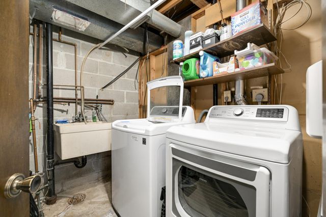 6904 Ives Lane N, Maple Grove, MN 55369