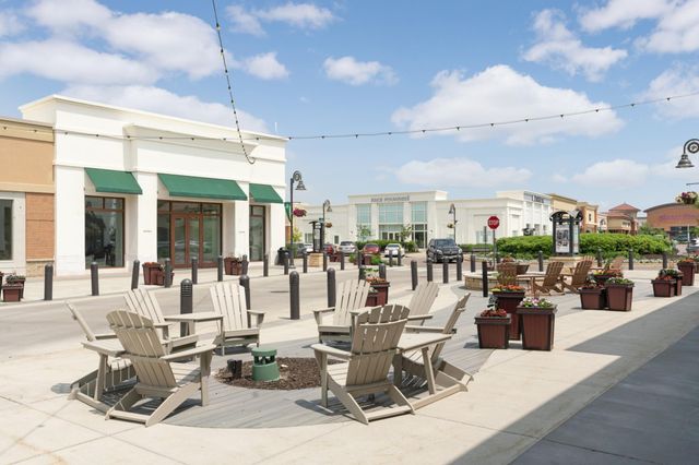 6904 Ives Lane N, Maple Grove, MN 55369