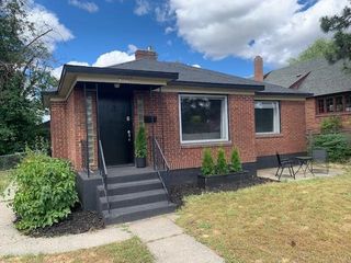 4323 N Wall St, Spokane, WA 99205