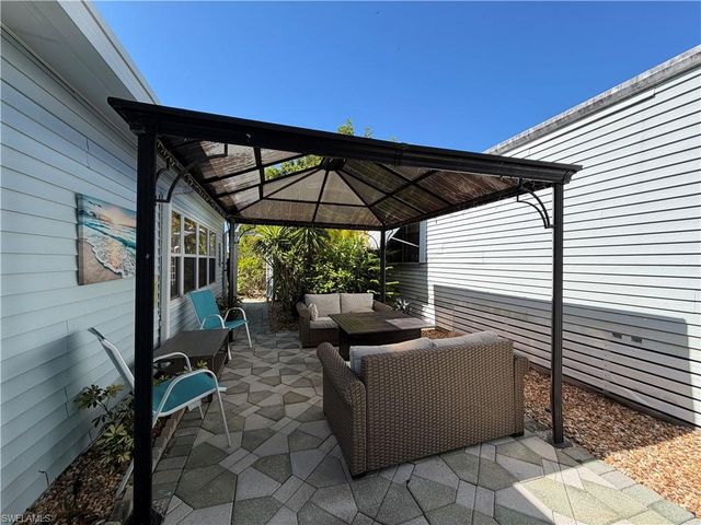 20181 Cumberland CT, Estero, FL 33928