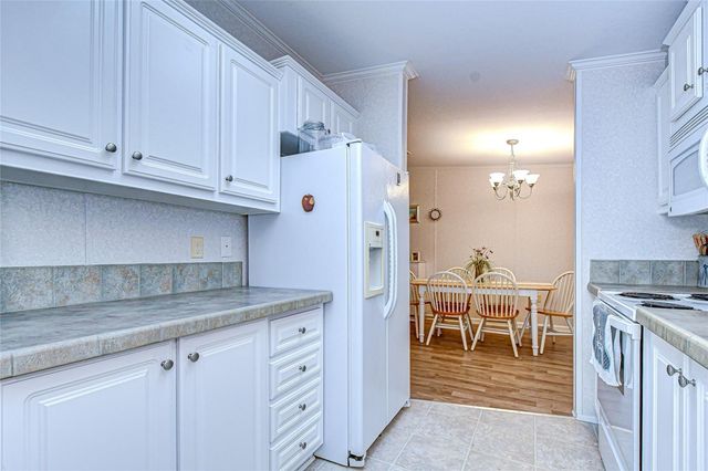 3337 DAWNS DELL, Zephyrhills, FL 33541