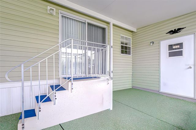 3337 DAWNS DELL, Zephyrhills, FL 33541