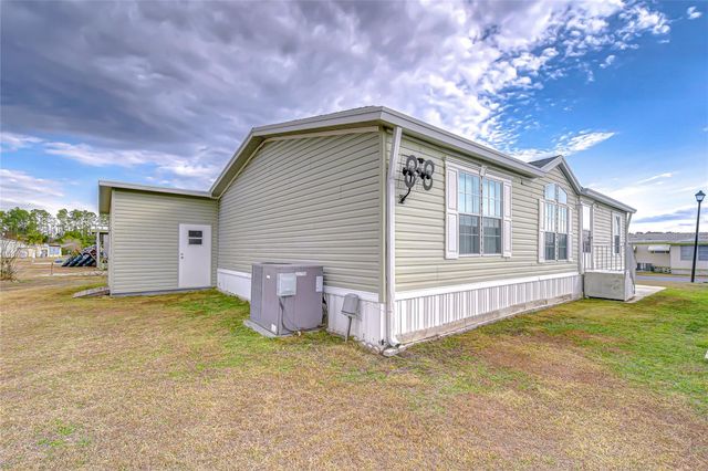 3337 DAWNS DELL, Zephyrhills, FL 33541