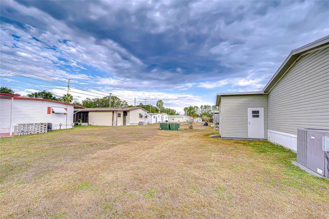 3337 DAWNS DELL, Zephyrhills, FL 33541