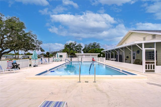 3337 DAWNS DELL, Zephyrhills, FL 33541