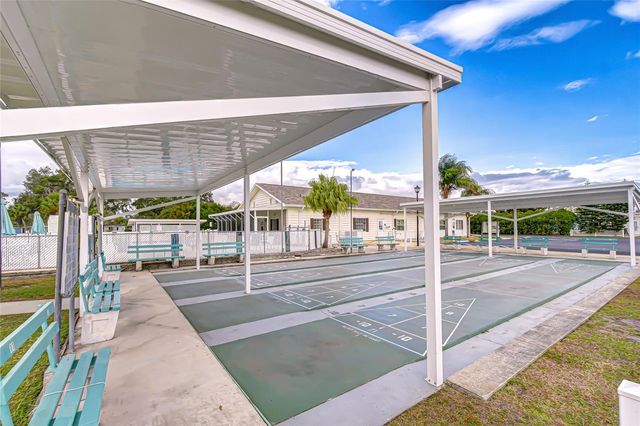 3337 DAWNS DELL, Zephyrhills, FL 33541