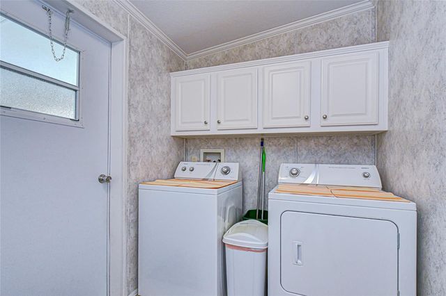 3337 DAWNS DELL, Zephyrhills, FL 33541