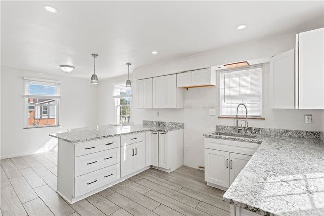 105 Saniel Dr, West Mifflin, PA 15122