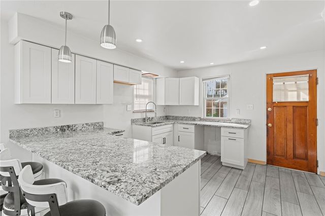 105 Saniel Dr, West Mifflin, PA 15122