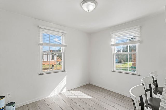 105 Saniel Dr, West Mifflin, PA 15122