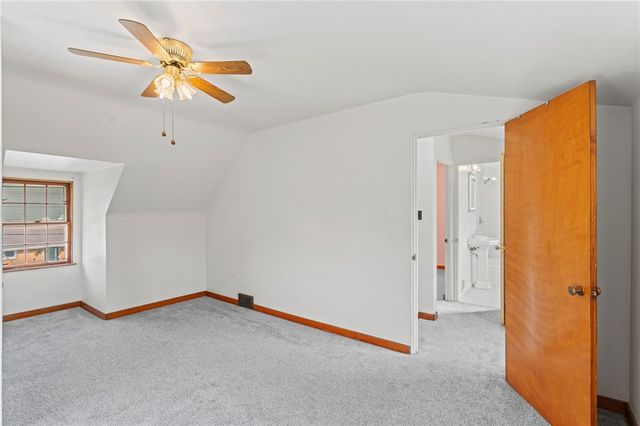 105 Saniel Dr, West Mifflin, PA 15122