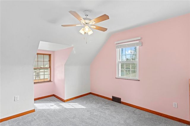 105 Saniel Dr, West Mifflin, PA 15122