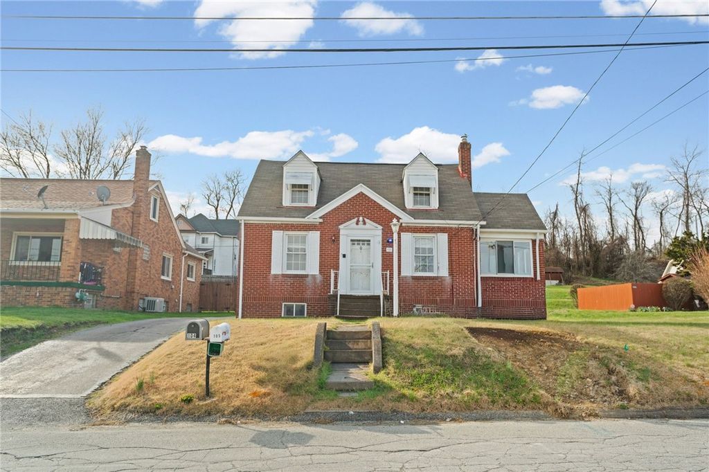 105 Saniel Dr, West Mifflin, PA 15122