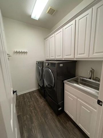 2106 Rue De St Germaine, Austin, TX 78746