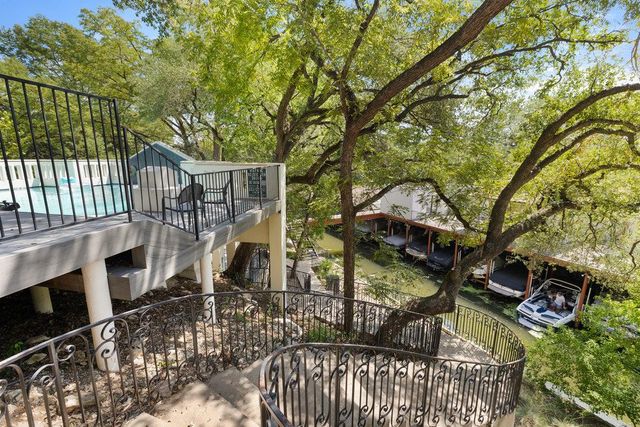 2106 Rue De St Germaine, Austin, TX 78746