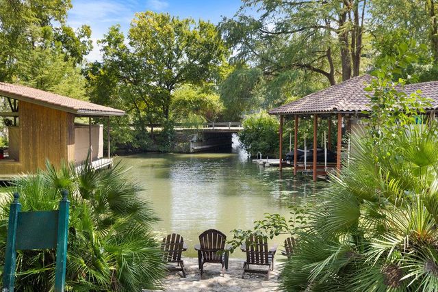 2106 Rue De St Germaine, Austin, TX 78746