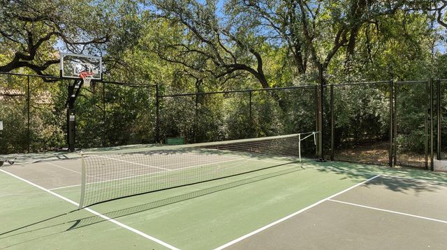 2106 Rue De St Germaine, Austin, TX 78746