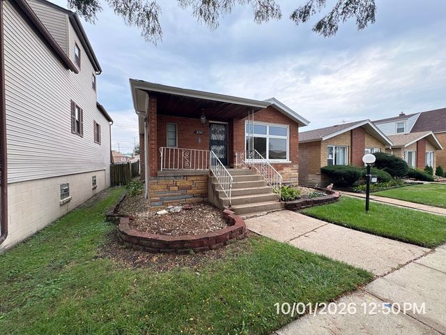 8741 S Luella Avenue, Chicago, IL 60617