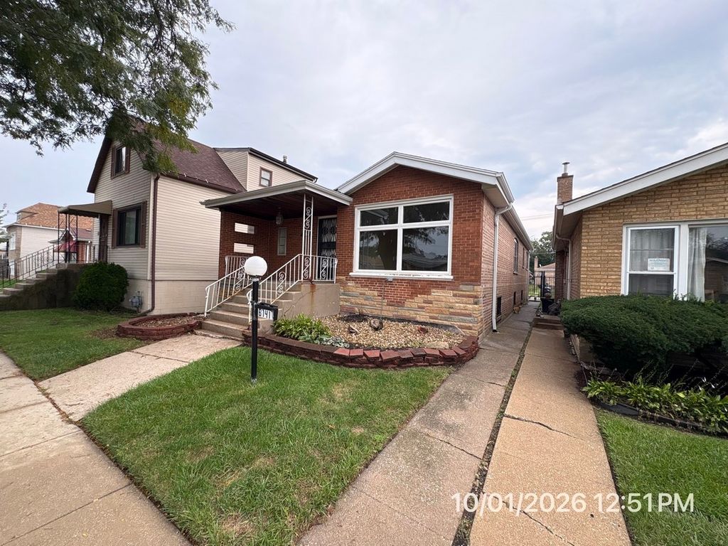 8741 S Luella Avenue, Chicago, IL 60617 — photo 2