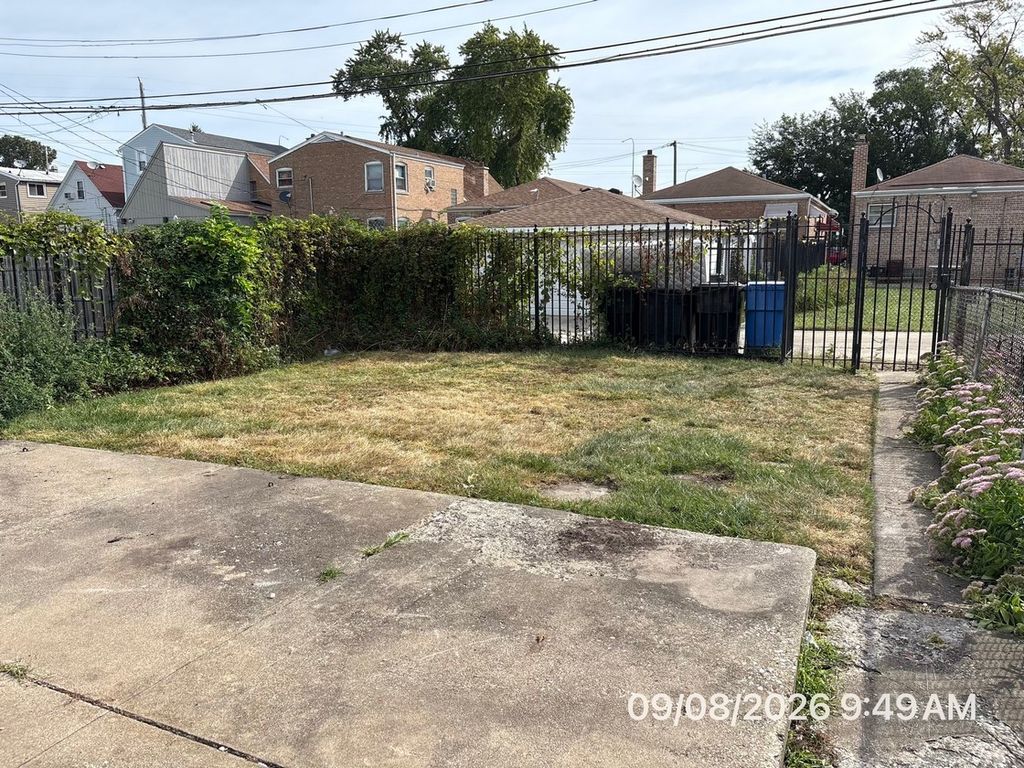 8741 S Luella Avenue, Chicago, IL 60617 — photo 5
