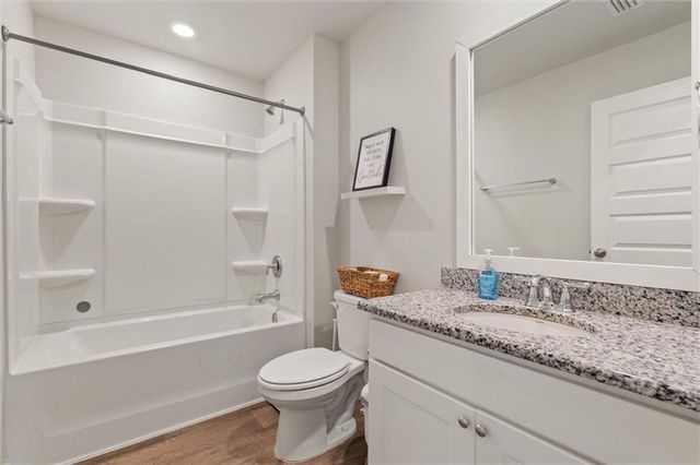 20675 Mercury Drive, Robertsdale, AL 36567