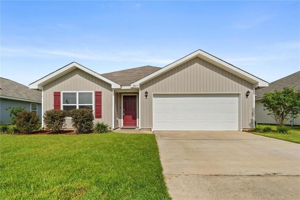 20675 Mercury Drive, Robertsdale, AL 36567