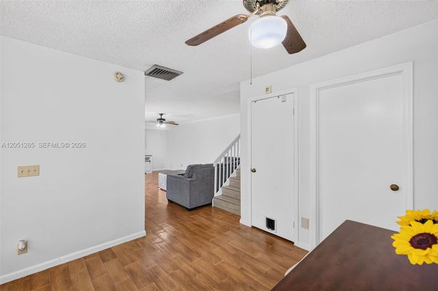 719 NW 98th Cir, Plantation, FL 33324
