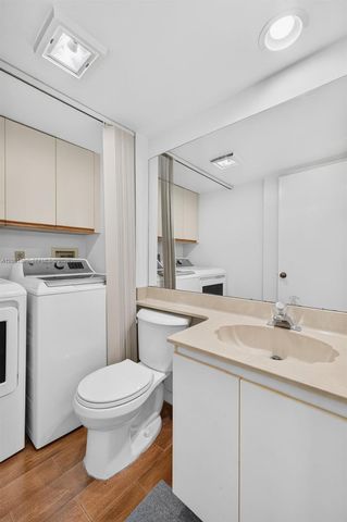 719 NW 98th Cir, Plantation, FL 33324