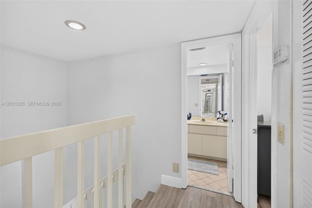 719 NW 98th Cir, Plantation, FL 33324
